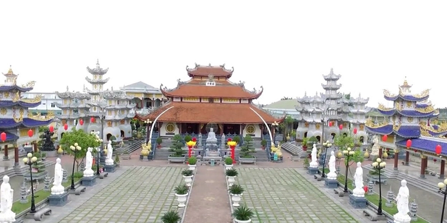 Vườn Đức Phật Thích Ca Mâu Ni tại Chùa Cao Linh  